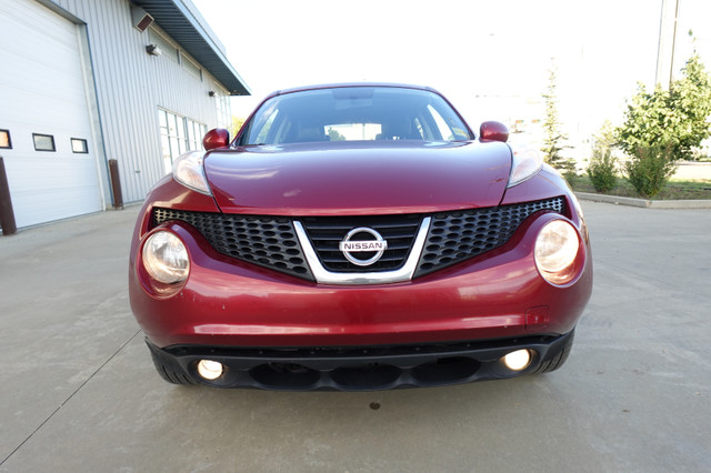 2013 NISSAN JUKE SL AWD-LOADED-NAVI-LEATHER SUNROOF-B/CAMERA in Cars & Trucks in Edmonton