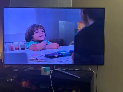 Samsung smart hub tv 50” remote,stand included  , View more