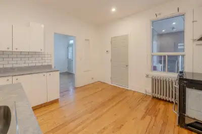 Large apartment 6 1/2 available in rue de Verdun.