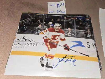 Jonathan Aspirot signed 8x10 photo Flames Hockey / Photo signée, View more