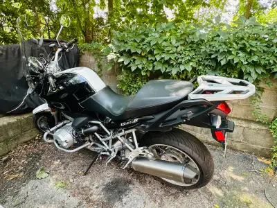 •2012 BMW •R1200R •48,316 km• Engine 1200 •Transmission- Manual •Clean ownership. •Runs rides well•...