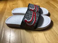 Nike slippers 