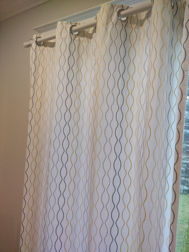 Curtains and rods in Window Treatments in Peterborough - Image 3