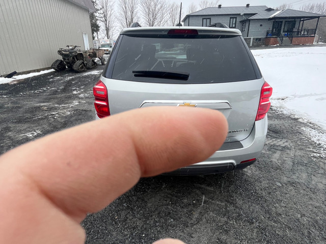 Chevrolet Equinox 2016 AWD dans Autos et camions  à Sherbrooke - Image 4