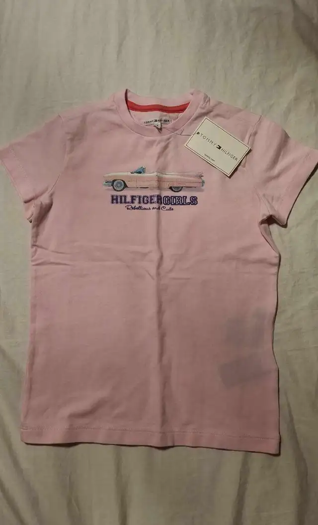 *New* Tommy Hilfiger Girl's Pink T Shirt Size 4