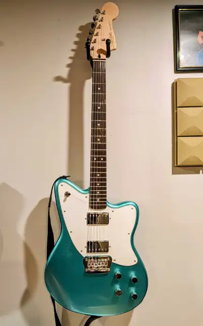 Squier Toronado, View more