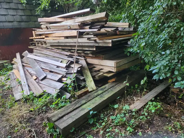 Wooden Planks - Free in Free Stuff in Mississauga / Peel Region - Image 4