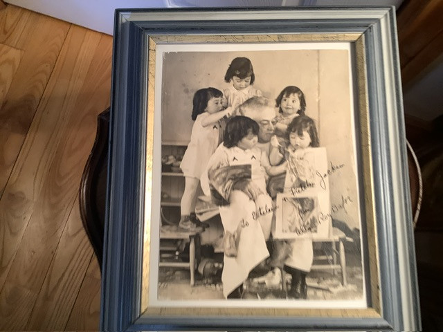 Vtg Orig Picture of Dionne Quintuplets Signed by Dr. R. Dafoe in Arts & Collectibles in Belleville