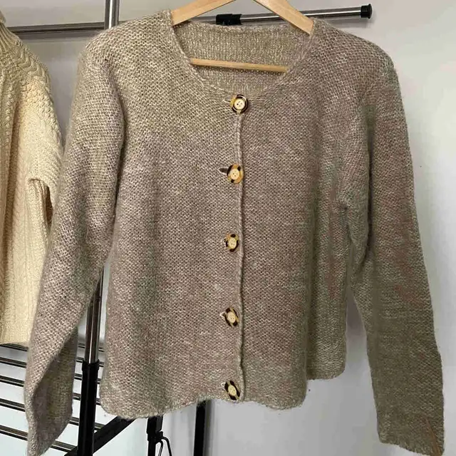Vintage 90s Neutral Fuzzy Knit Tortoise Shell Button Cardigan