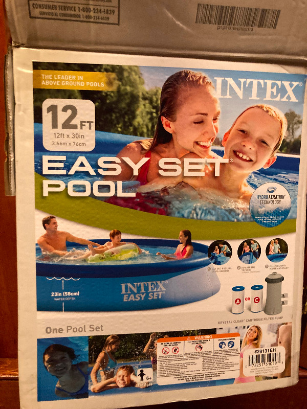 Intex Easy Set Pool 12ft x 30in in Hot Tubs & Pools in Calgary