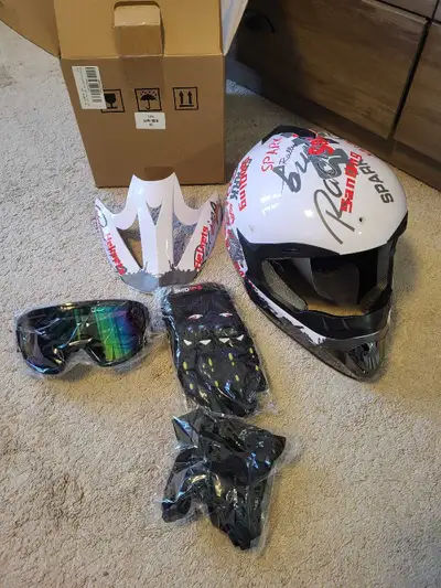 Size XL. Pick up is on the southside