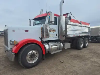 2006 peterbilt 379 short nose. Cat c15 525 Original cat parts Rebuilt 100,000 ago 18 speed new eaton...