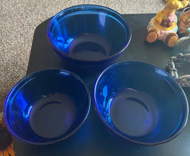 Anchor Hocking Cobalt Blue Nesting Mixing Bowls