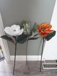 3 artificial flower and leaf stems,