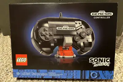 This set is complete. The box hasn’t been opened & is in excellent condition.