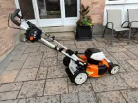 Stihl self-propelled battery lawn mower, 4yrs old 