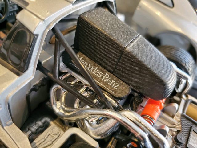 1:18 Diecast Maisto Mercedes-Benz AMG CLK-GTR Street Ver in Arts & Collectibles in Markham / York Region - Image 10
