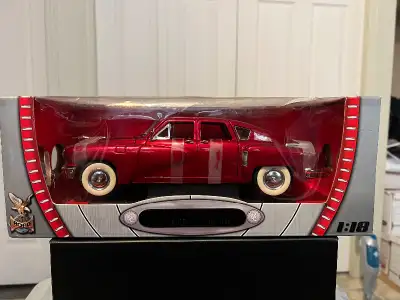 Road Signature Collection 1948 Tucker Torpedo 1:18 diecast, View more