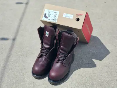 Redwing Work Boots 9.5, View more