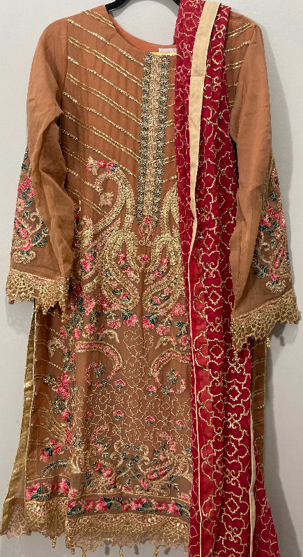 Fancy Pakistani Eid dress, long dress Eid, Eid Bazaar in Women's - Dresses & Skirts in Mississauga / Peel Region - Image 4