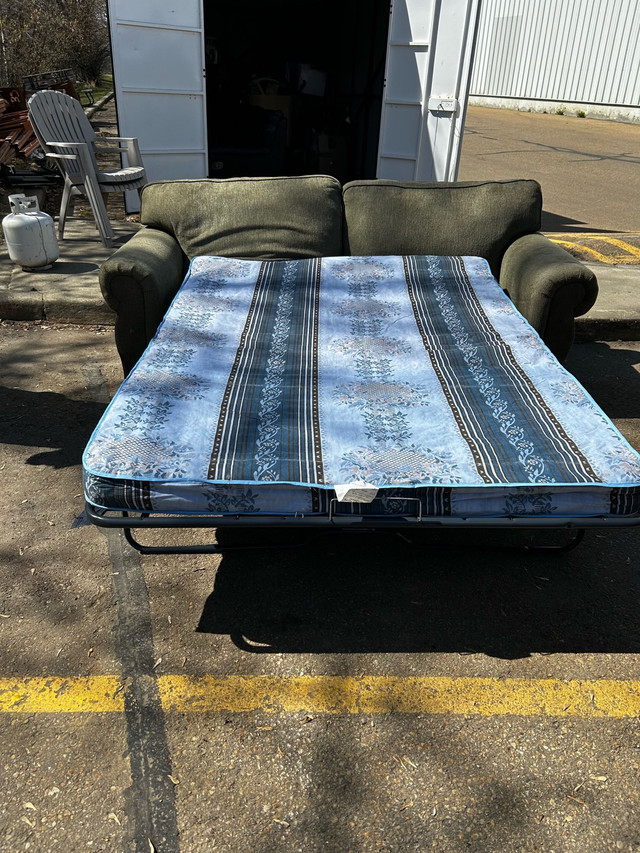 hide a bed in Couches & Futons in Edmonton - Image 2