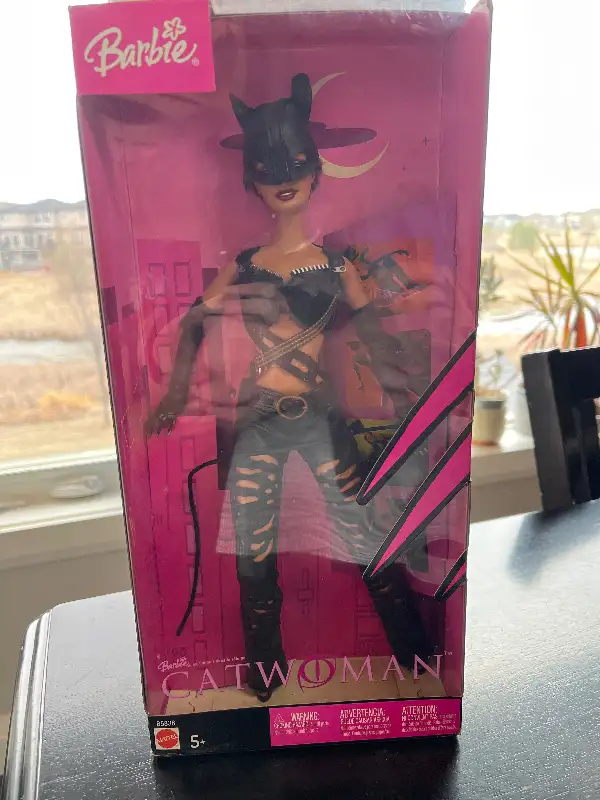 Halle Berry as Catwoman Barbie Doll in Toys & Games in Edmonton - Image 2
