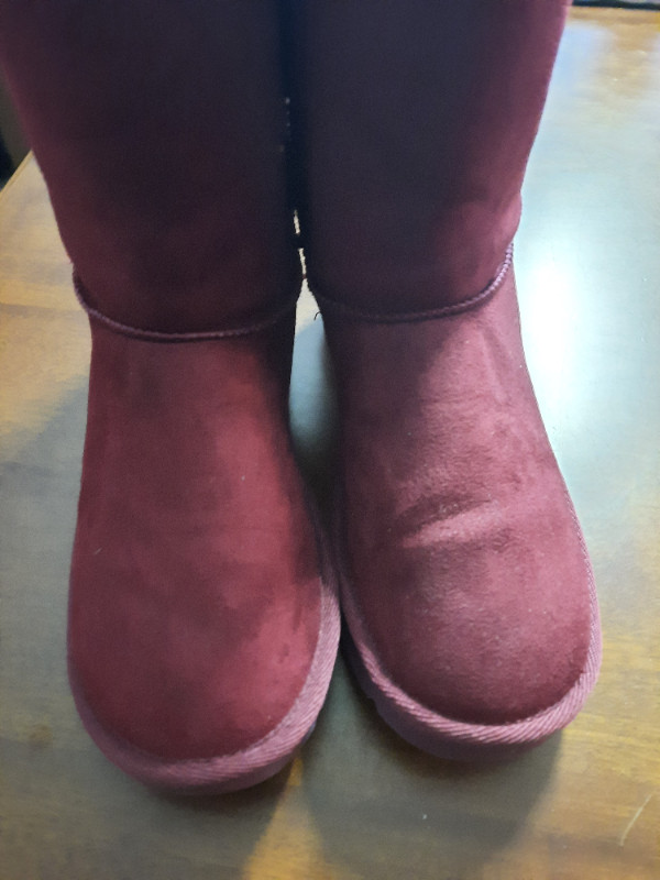 Ladies boots in Women's - Shoes in Owen Sound