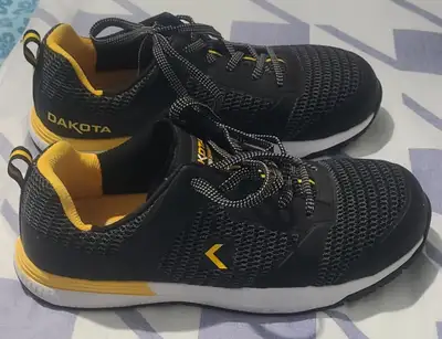 Chaussures de sécurité  avec embout protecteur DAKOTA légères, View more