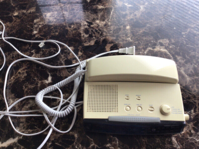 Vintage GE telephone/Radio/Clock in Arts & Collectibles in Edmonton