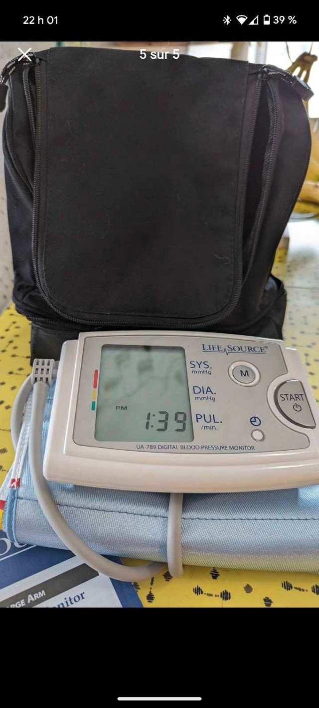 Machine pour mesurer pression sanguine dans Santé et besoins spéciaux  à Saint-Hyacinthe