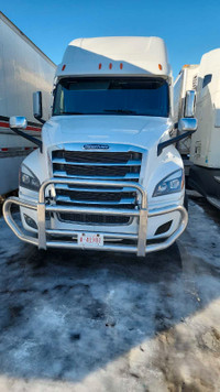 Freightliner Cascadia 2022