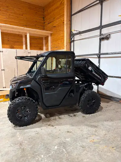Selling u10 highland has upgraded 30” carnivore tires, standard power flip windshield, power tilt be...
