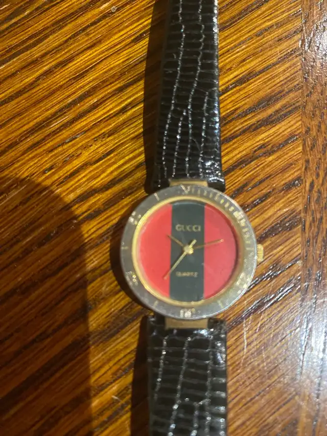 Vintage Women’s Gucci Watches 63347540000131123