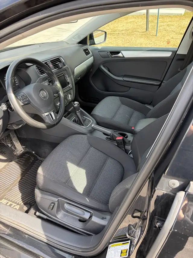 2014 Jetta Comfortline 423429986834851844