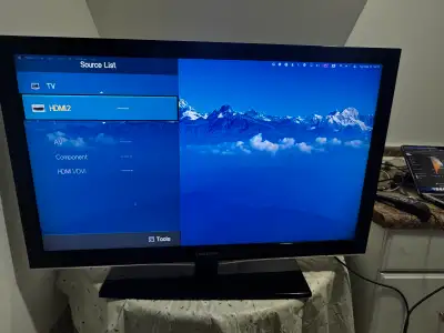 Samsung 40 inch TV no smart LN40D503F6F, View more