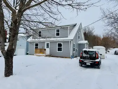 Available immediately! Spacious 4-Bedroom Home for Rent in Harmony – $2,795/Month + utilities Descri...