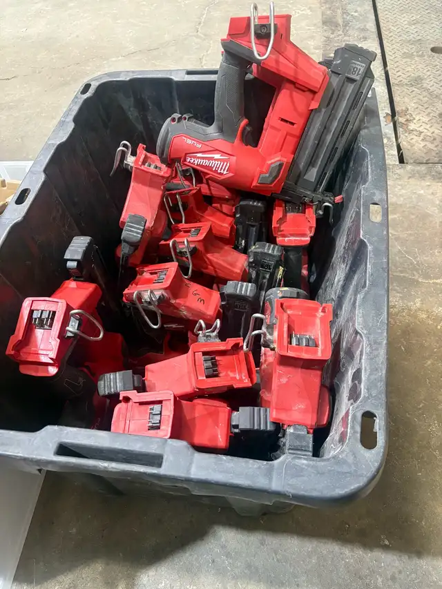 Nailer Repair Service – Milwaukee, DeWalt &537087590700175362