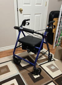 Medical rolling walker