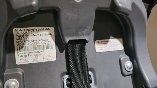uppababy baby infant car seat mesa v2 in Strollers, Carriers & Car Seats in Mississauga / Peel Region - Image 6