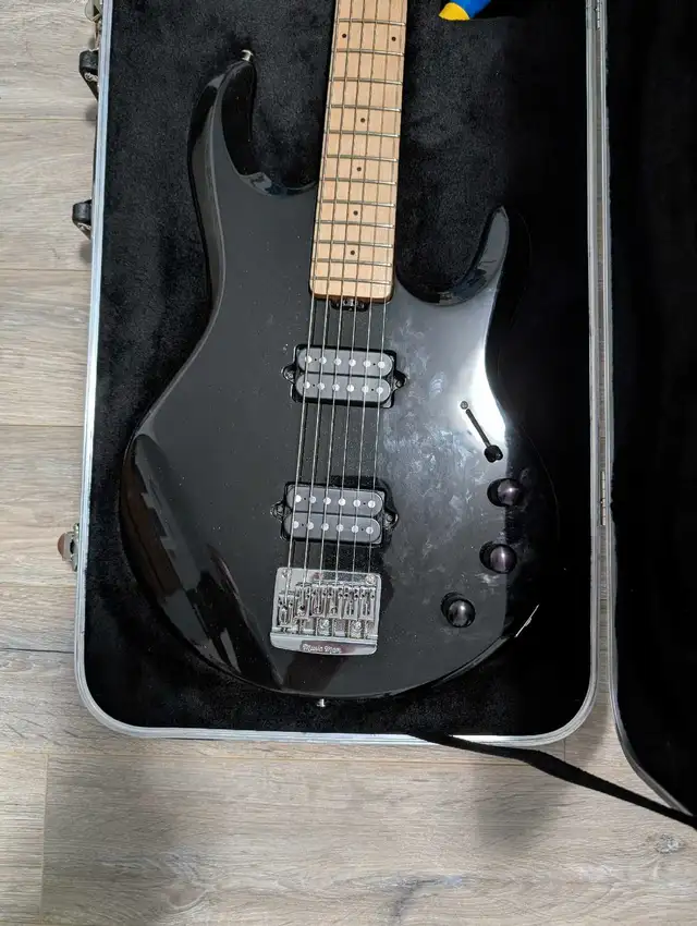 Music Man Silhouette Bass VI / Baritone62863276433666122