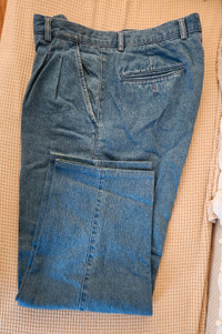 Hagger Ladies Blue Jeans 34/30