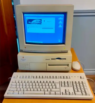 Vintage Power Macintosh 7300, Model M3979, View more