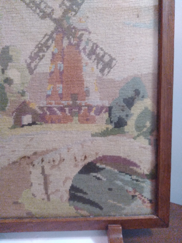 VINTAGE WINDMILL FIREPLACE EMBROIDERY FIRE SCREEN in Fireplace & Firewood in City of Toronto - Image 4