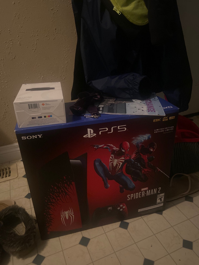 Limited Edition Spider-Man PS5 with camera  in Sony Playstation 5 in Cambridge