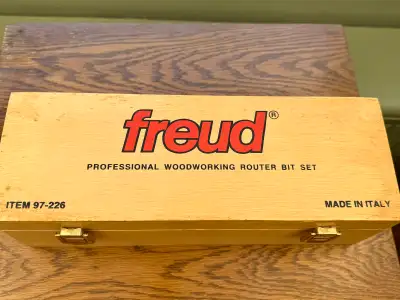 Freud professional woodworking router bit set in original wooden case. Model 97-226 Made in Italy. I...