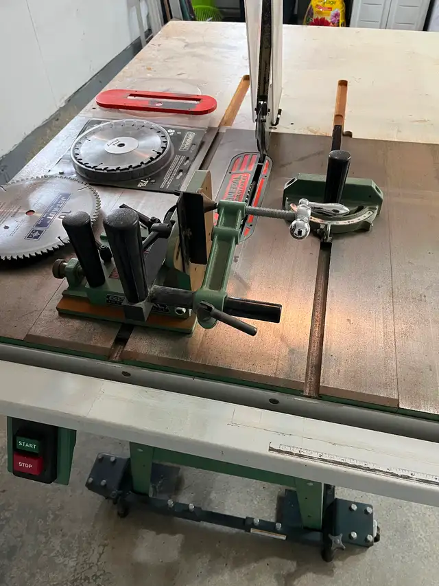 General Table Saw in Power Tools in Sarnia - Image 8