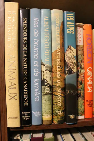 Livres en Français à donner, View more