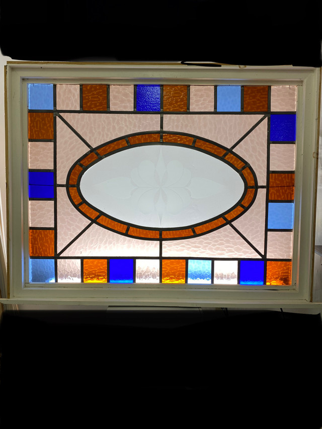 Stained glass window in Home Décor & Accents in Thunder Bay
