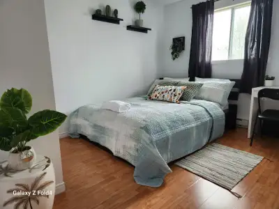 Chambre à louer au mois