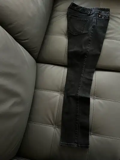 WOMEN JEANS SIZE 27, View more
